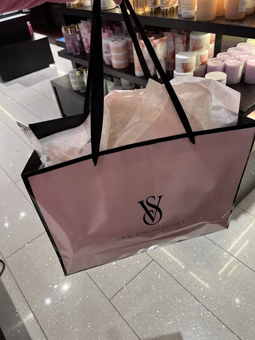 Victoria's Secret & PINK by Victoria's Secret 6