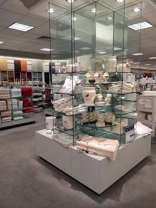 Dillard's 8