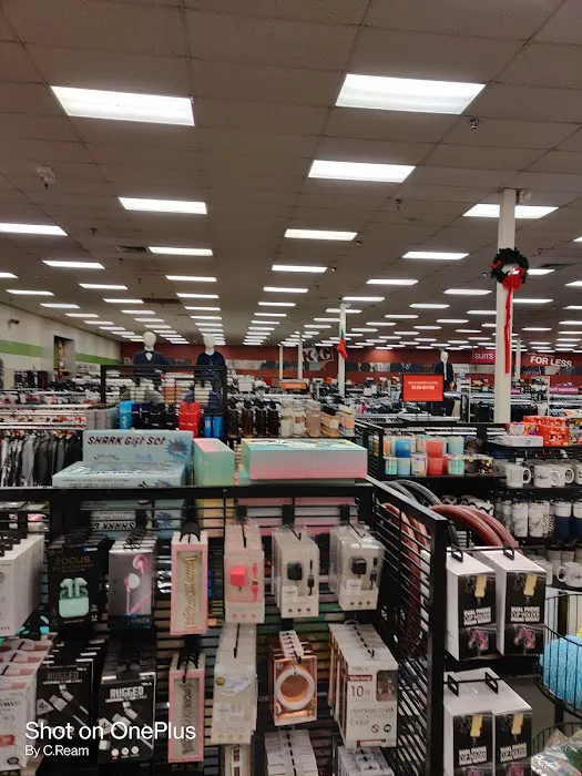K&G Fashion Superstore 3