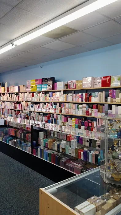 Aroma Perfume and gifts 3