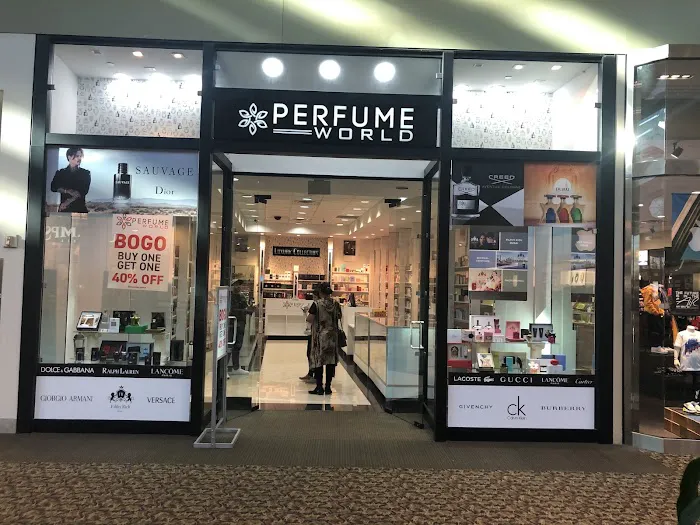 Perfume World 0