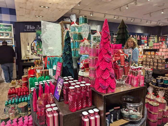 Bath & Body Works 8