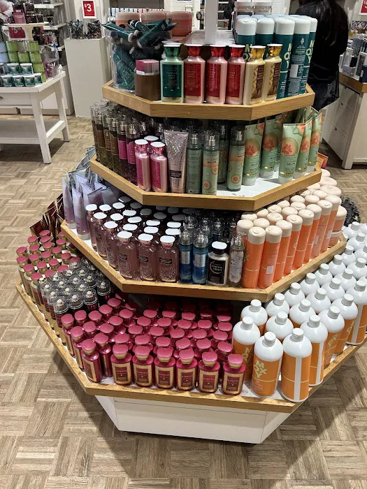 Bath & Body Works 7