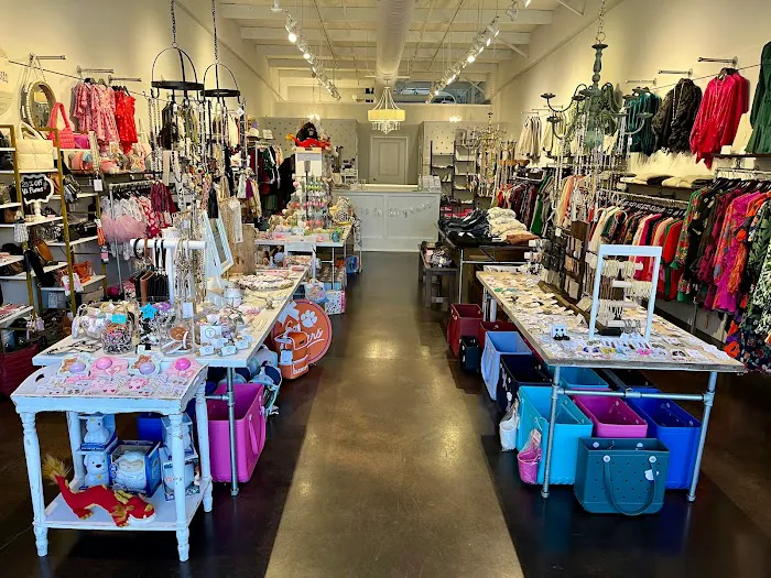 Poshture Boutique 0