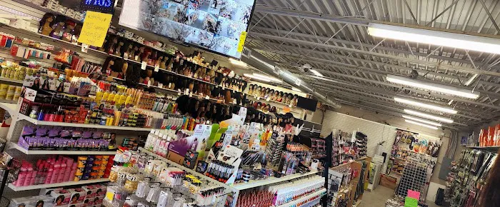Queen Hair & Beauty Supply 4