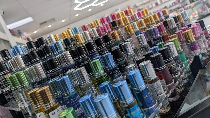 Perfumes & Co. 1