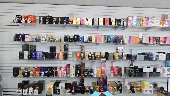Perfumes & Co. 6