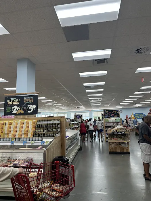 Bloomingdale's Outlet 2