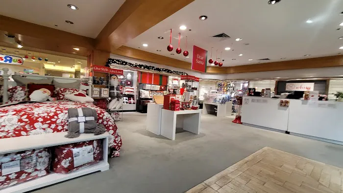 Macy's 4