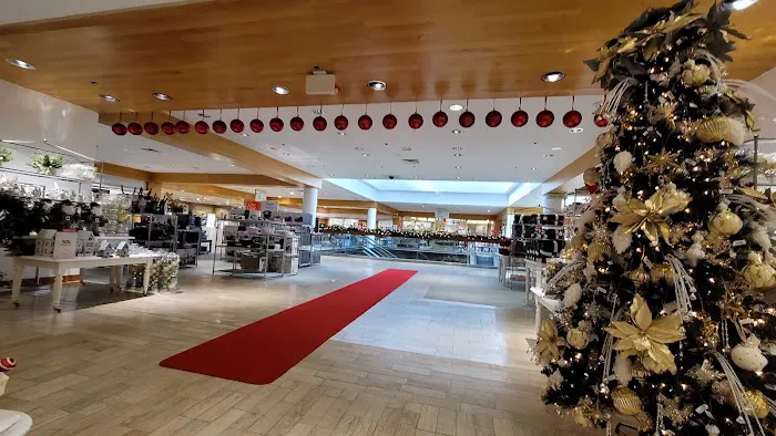 Macy's 9