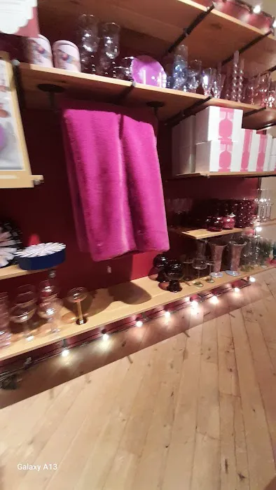 Anthropologie 7