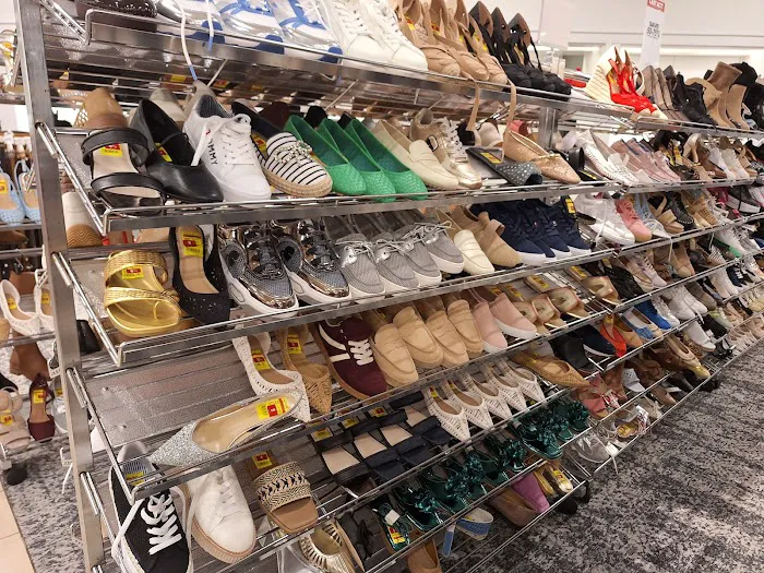 Macy's 0