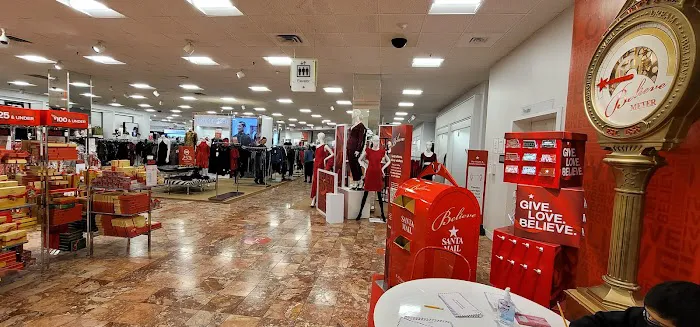 Macy's 4