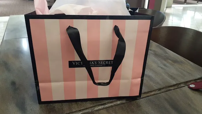 Victoria's Secret 6