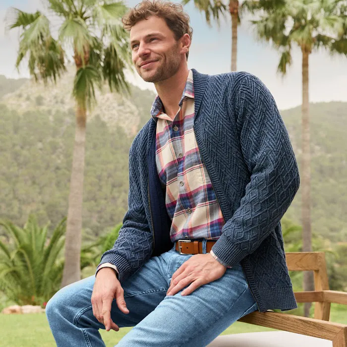 Tommy Bahama 9