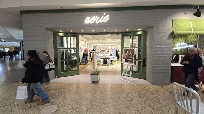 Aerie Store 8