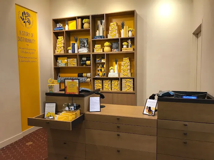 L'OCCITANE EN PROVENCE 7