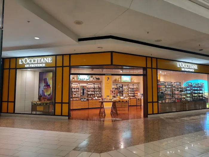 L'OCCITANE EN PROVENCE 9