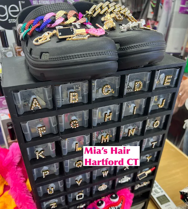 Mia's Hair & Beauty Supply 9