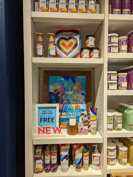 Bath & Body Works 3