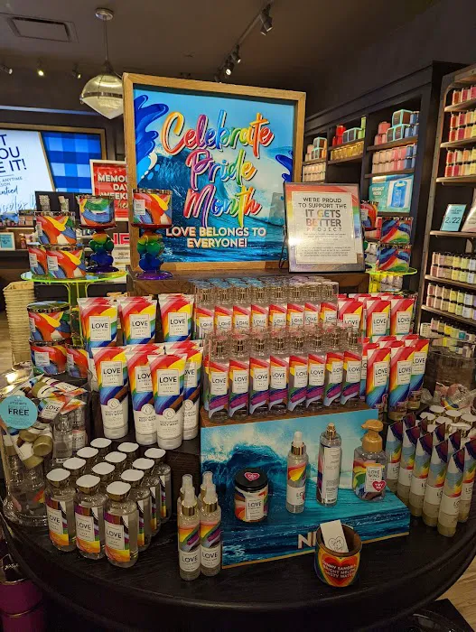Bath & Body Works 4