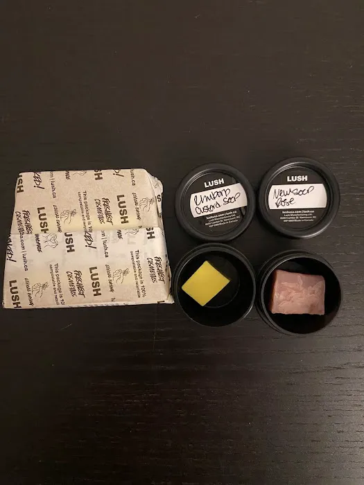 Lush Cosmetics Walt Whitman 3