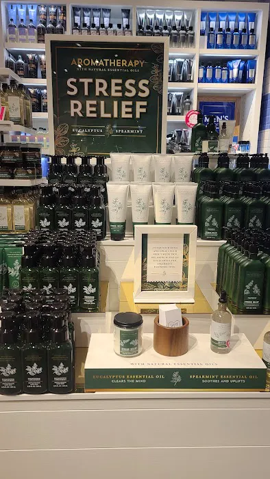 Bath & Body Works 9