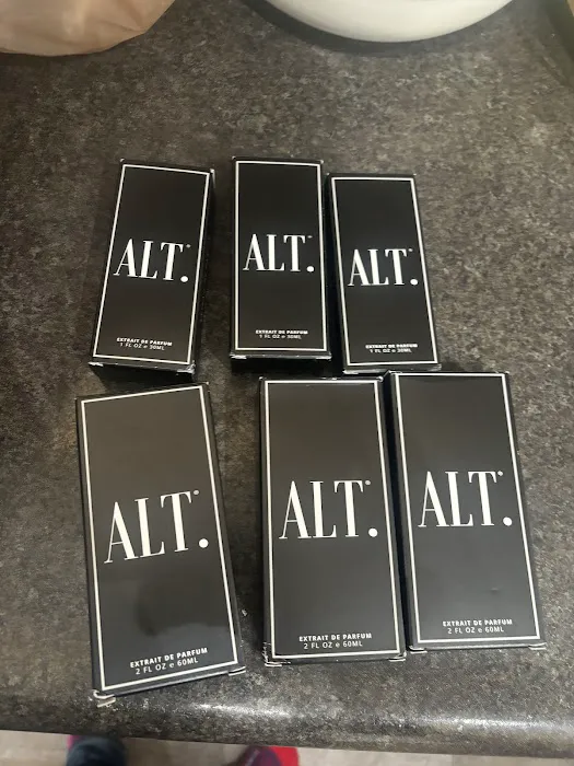 ALT. Fragrances Smith Haven Mall 6