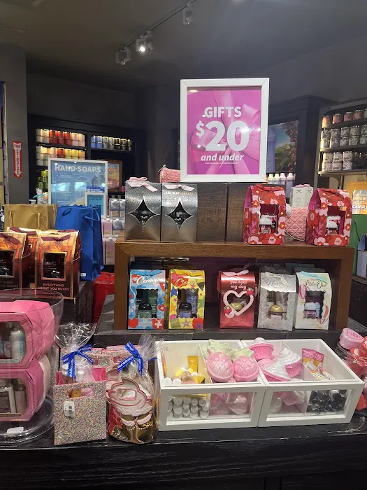 Bath & Body Works 6