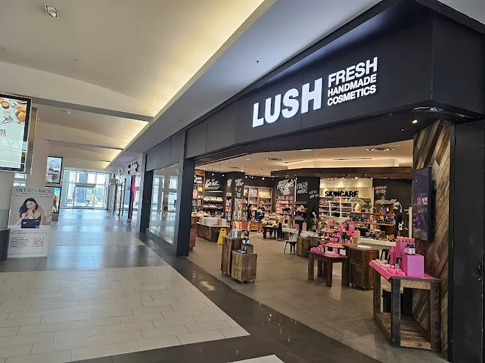 Lush Cosmetics Roosevelt Field 0