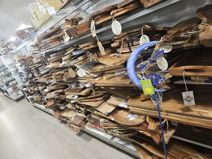 Marshalls & HomeGoods 2