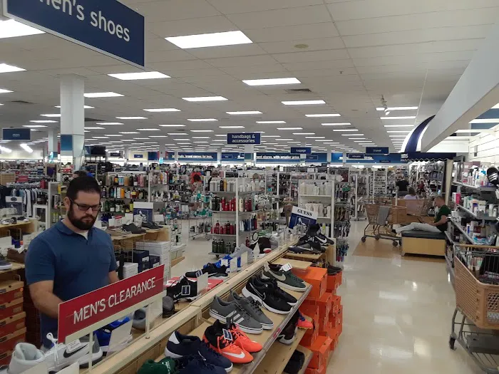Marshalls & HomeGoods 8