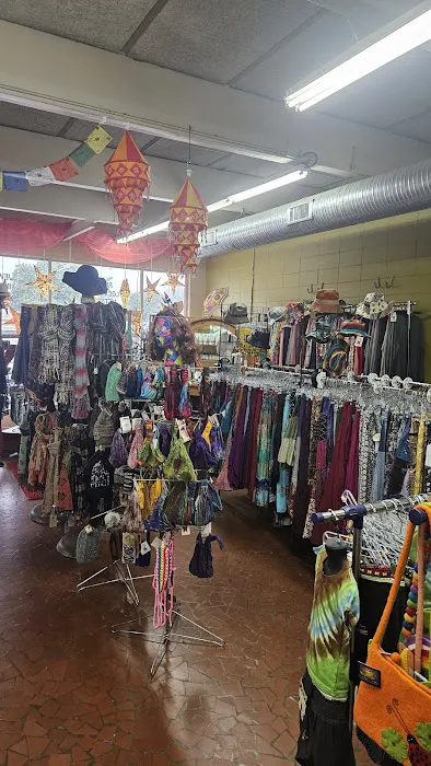 Nyla Beans Gift Shop 5