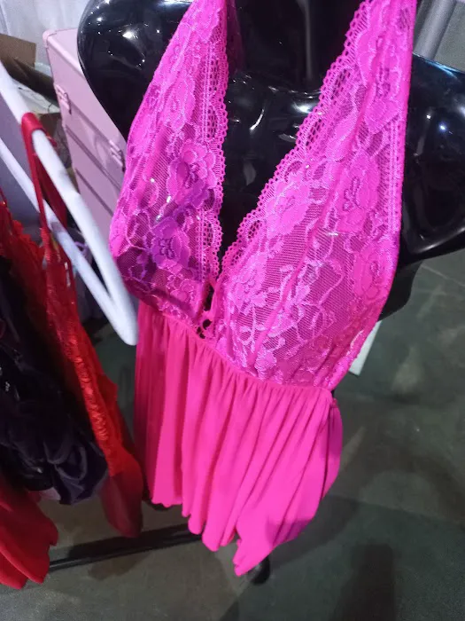 Victoria's Secret & PINK by Victoria's Secret 9