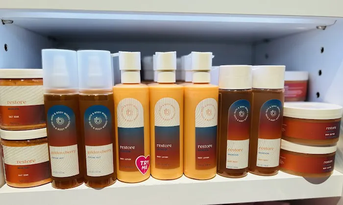 Bath & Body Works 4