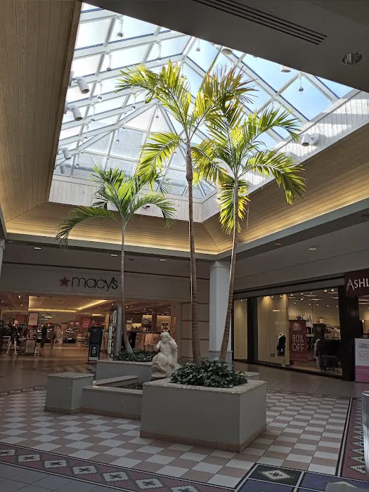 Macy's 0
