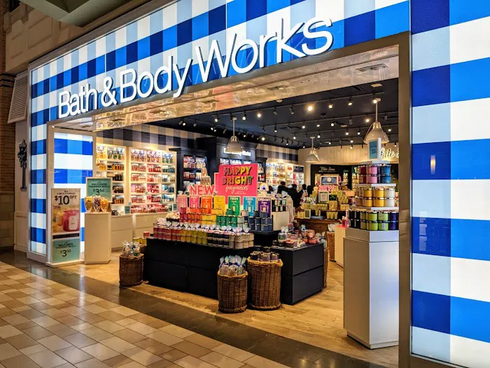 Bath & Body Works 4