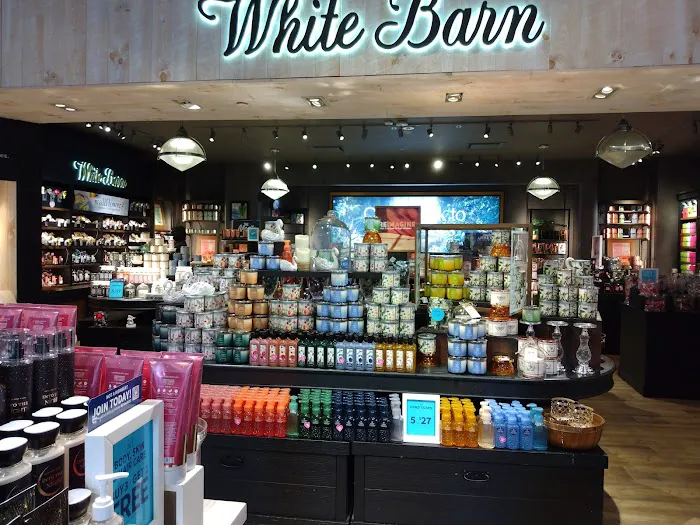 Bath & Body Works 2