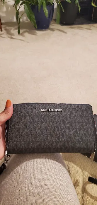 Michael Kors Outlet 8
