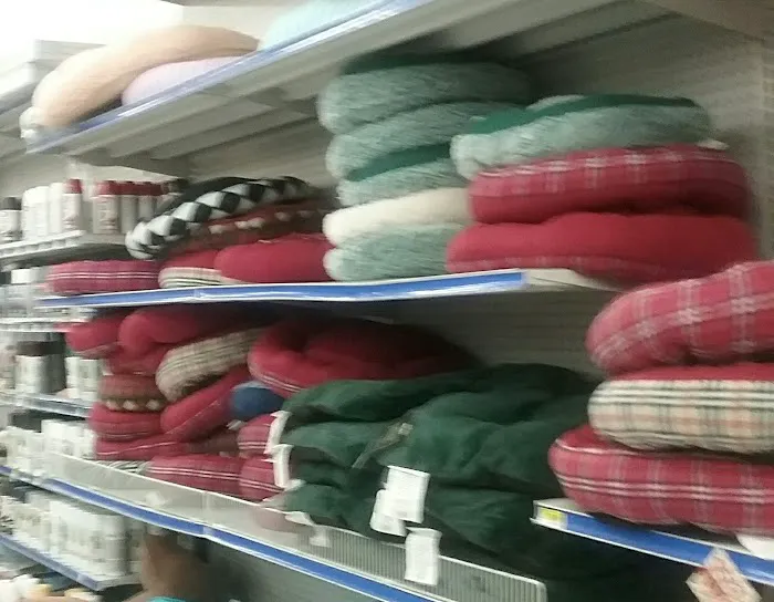Roses Discount Store 4