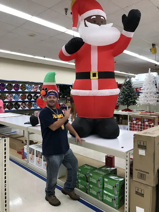 Roses Discount Store 6