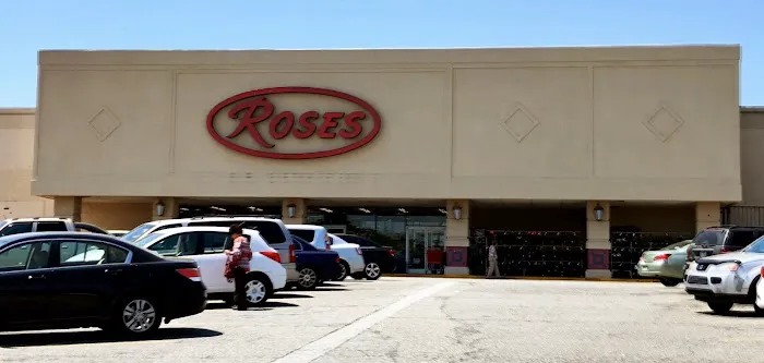 Roses Discount Store 0