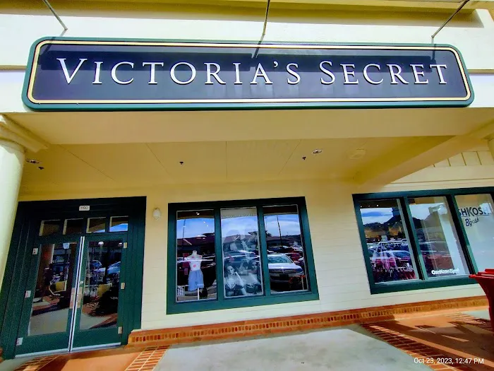 Victoria's Secret 0