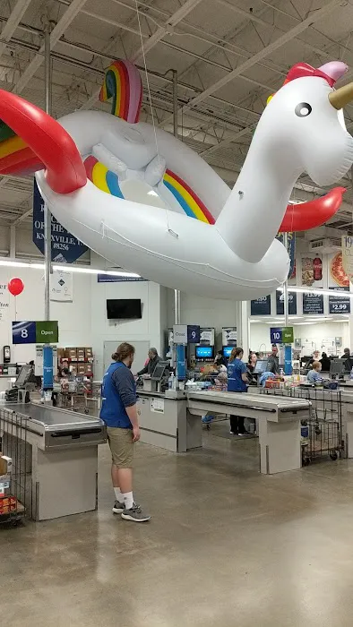 Sam's Club 9