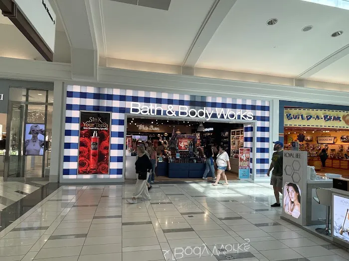 Bath & Body Works 9