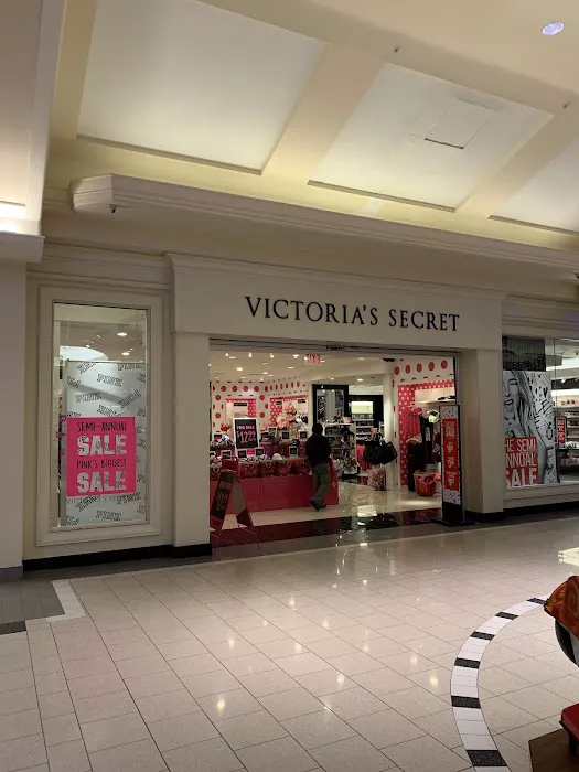 Victoria's Secret & PINK by Victoria's Secret 0
