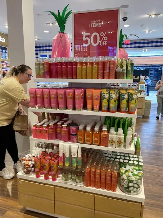 Bath & Body Works 7