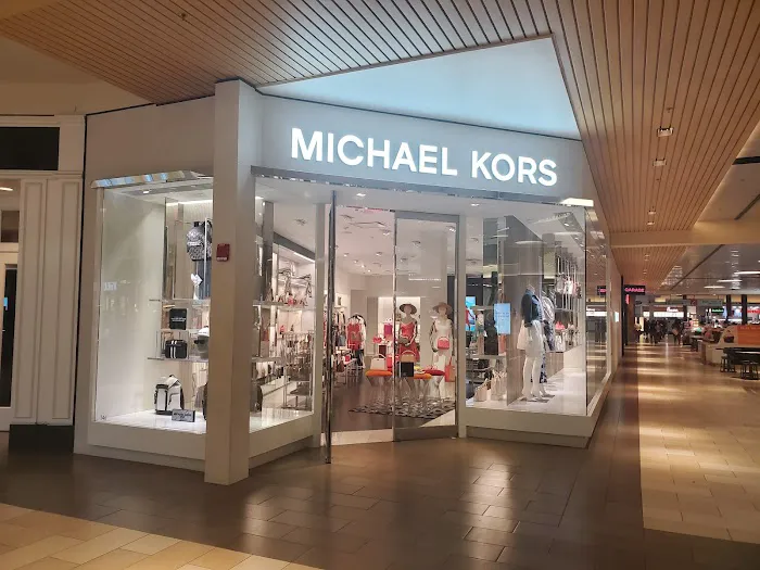 Michael Kors 7