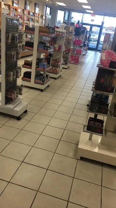 Perfumania 7