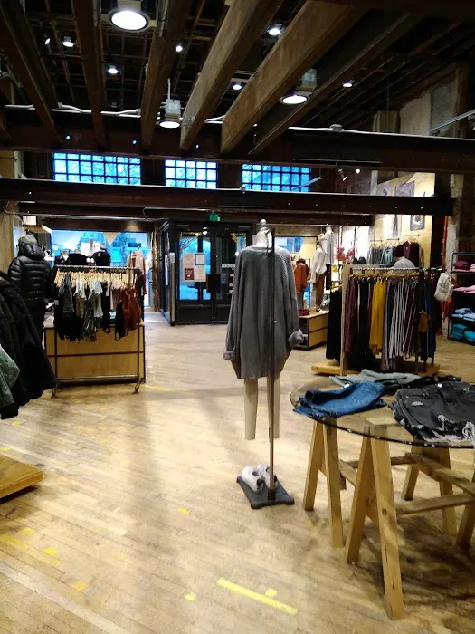 Urban Outfitters 1